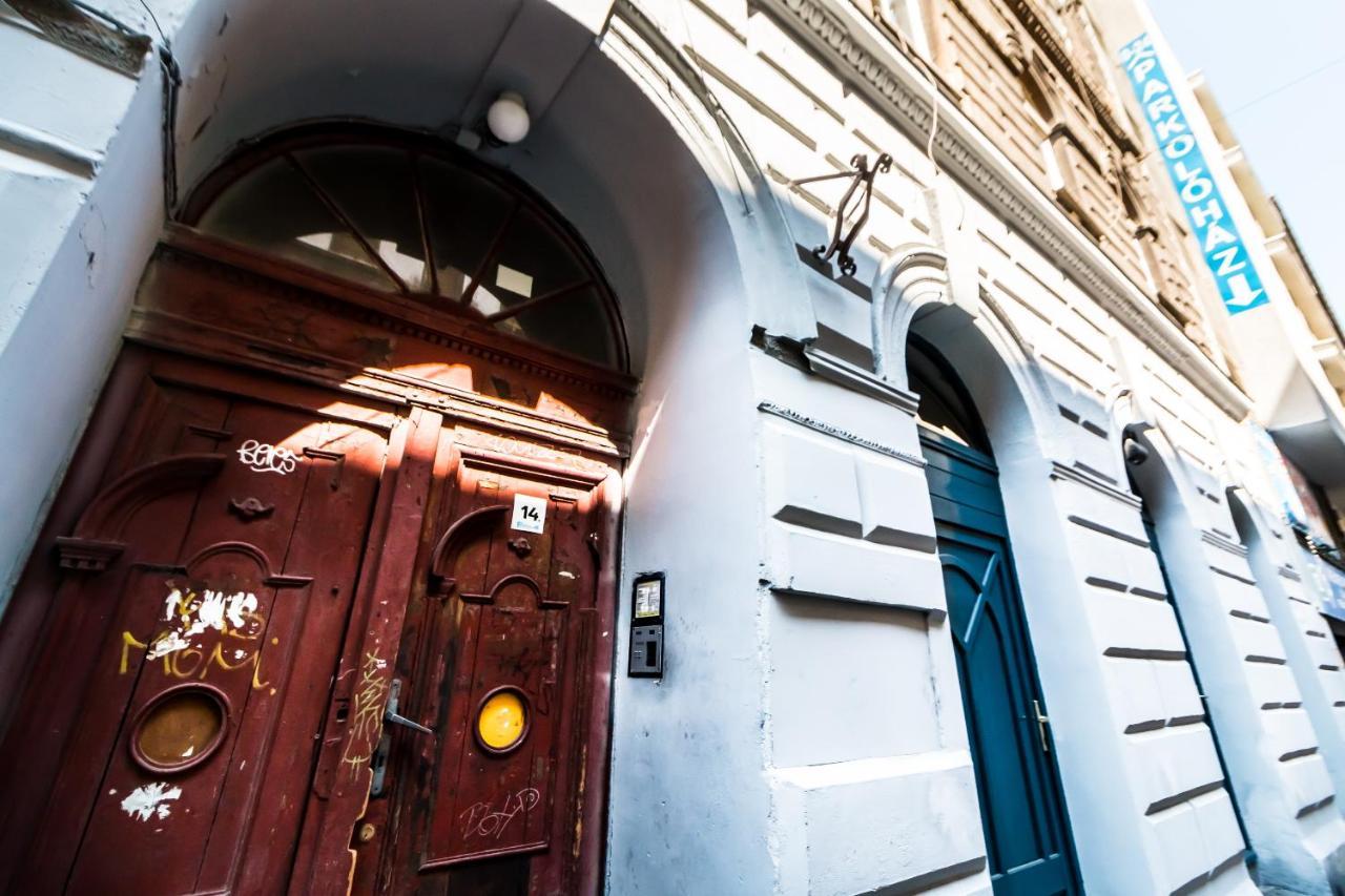 בודפשט Cosy Studios In The Heart Of The City מראה חיצוני תמונה
