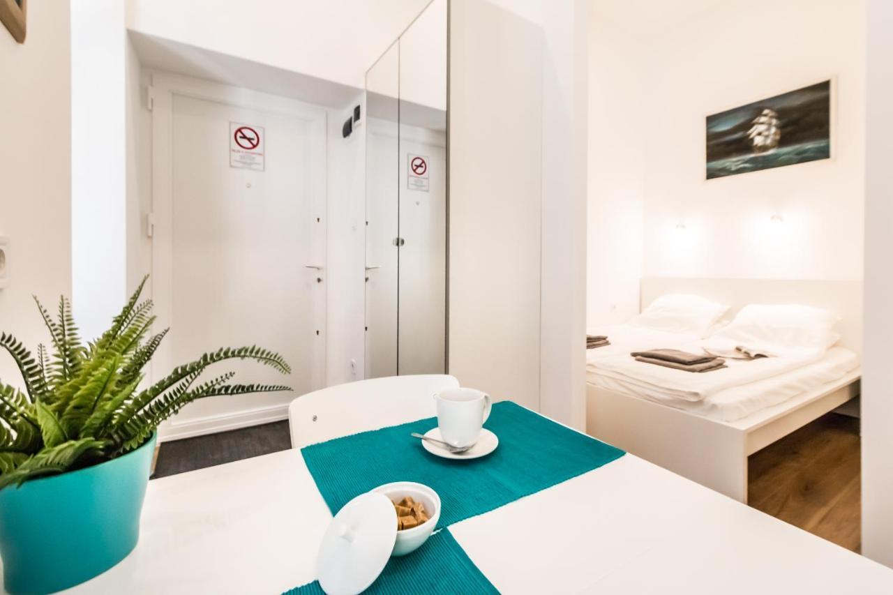 בודפשט Cosy Studios In The Heart Of The City מראה חיצוני תמונה