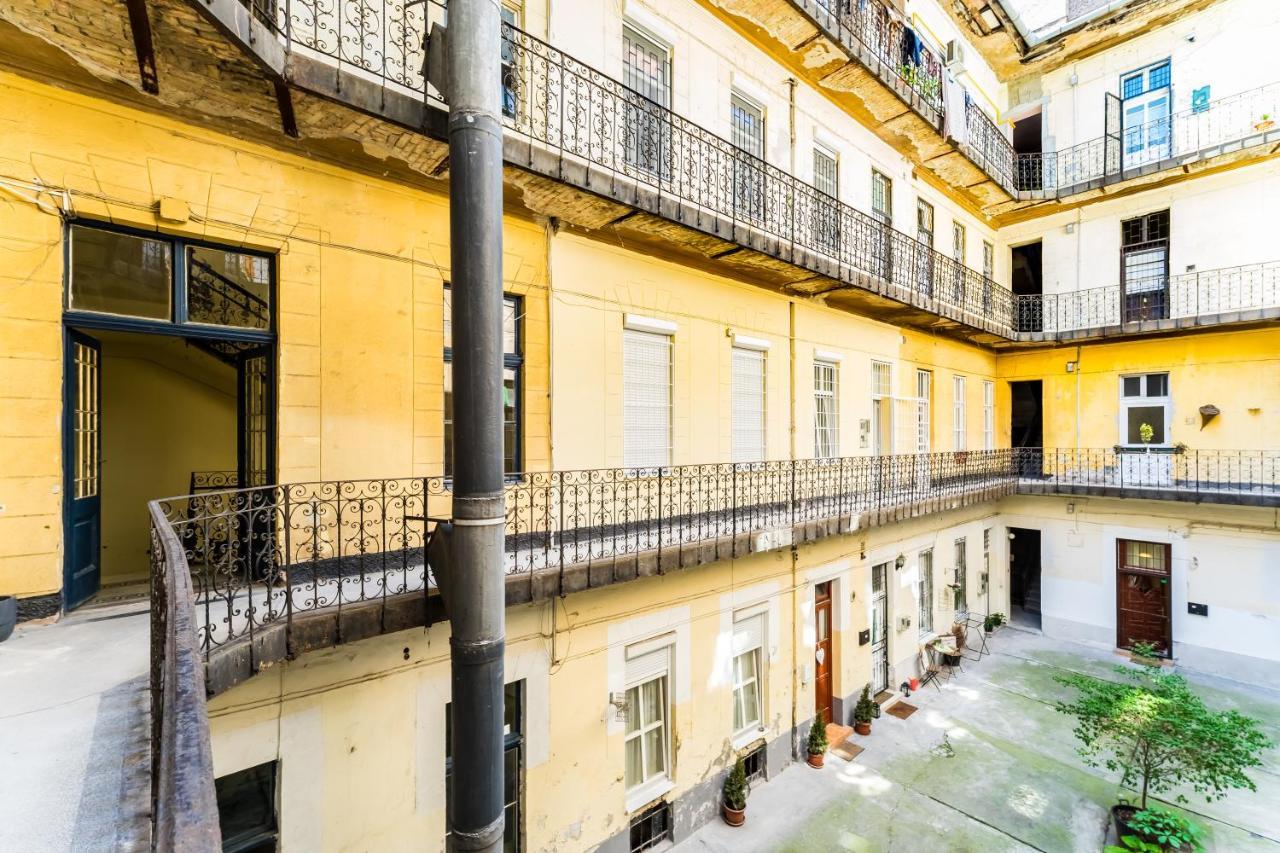 בודפשט Cosy Studios In The Heart Of The City מראה חיצוני תמונה