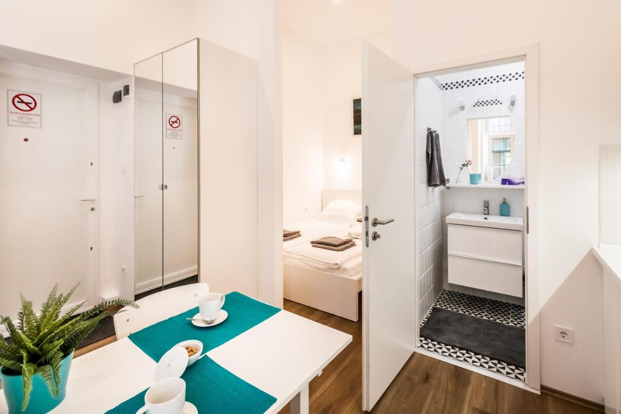 בודפשט Cosy Studios In The Heart Of The City מראה חיצוני תמונה