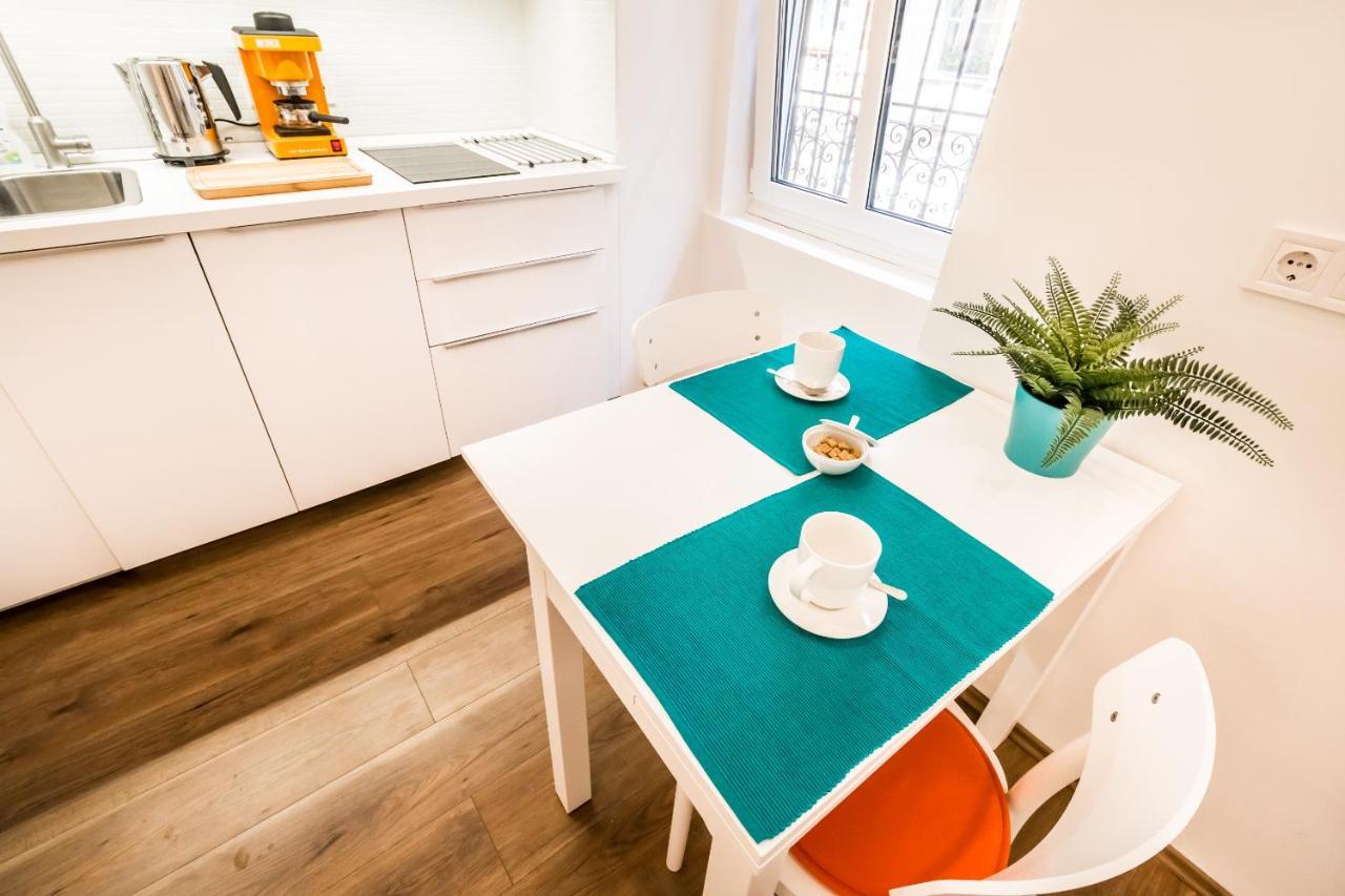 בודפשט Cosy Studios In The Heart Of The City מראה חיצוני תמונה